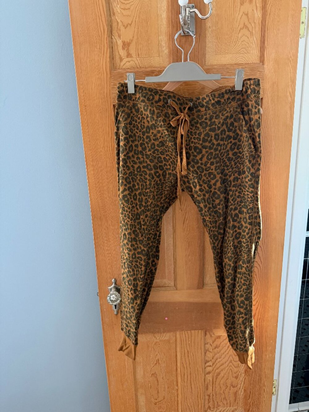 Sanctuary Leopard Print Jogger Pants Size L